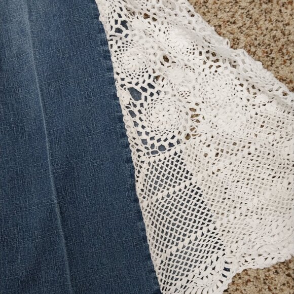 3460 Size 6 Lei Upcycled Bell-Bottoms with White Crochet Bells. - Picture 2 of 5